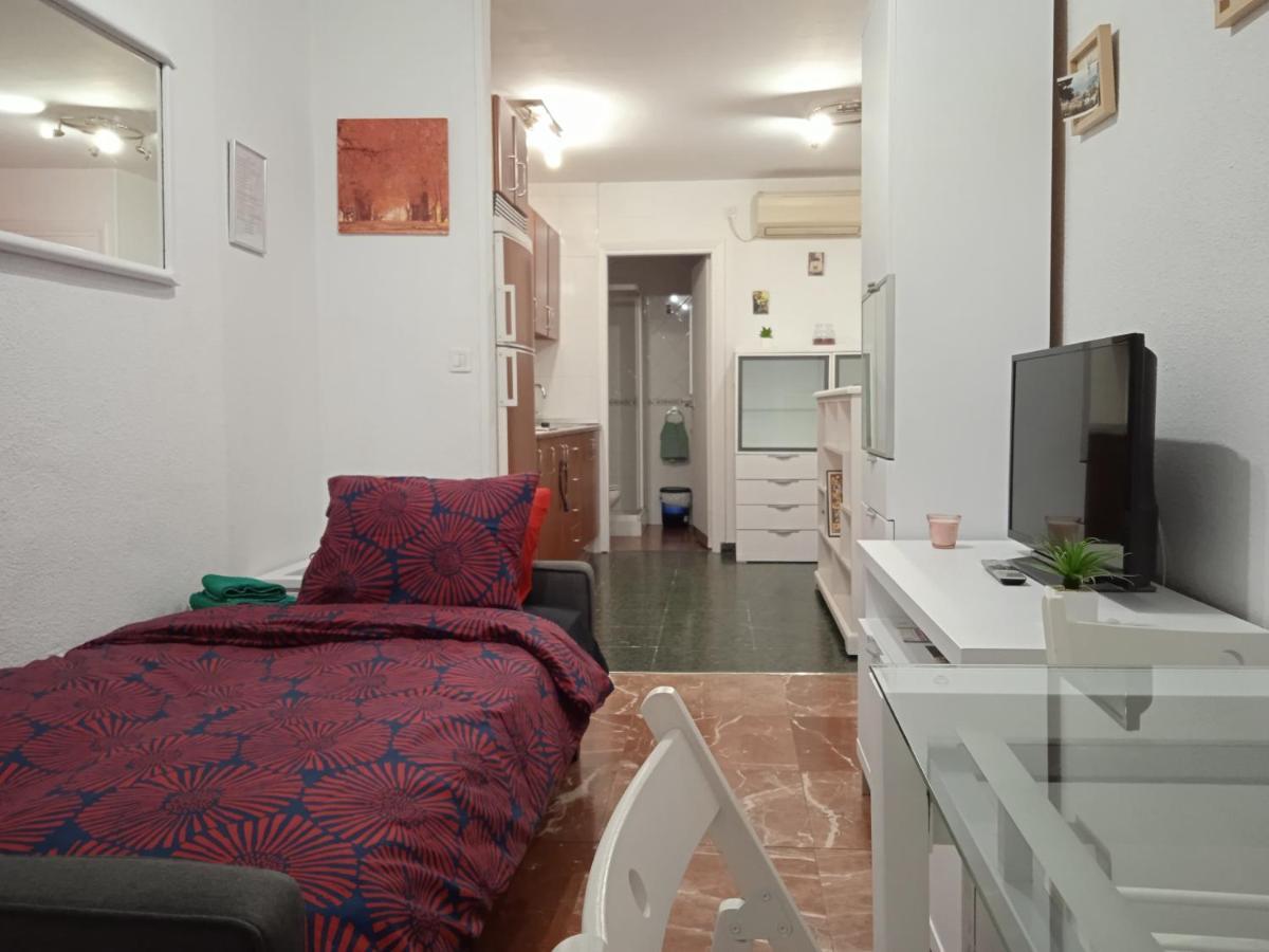 شقة Apartamento Con Encanto 'Larios Studio' مالقة المظهر الخارجي الصورة